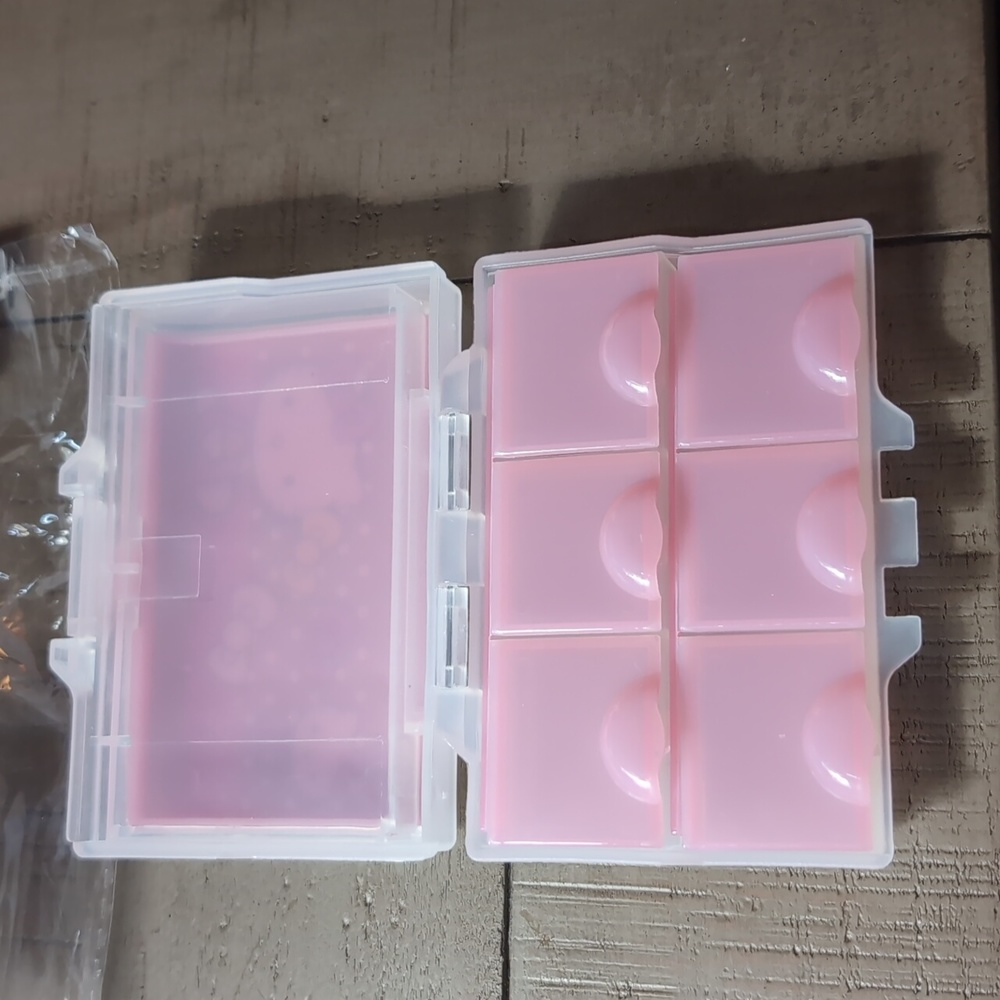 🆕📢📢📢 Just In....Hello Kitty Pill Box. - Picture 8 of 8